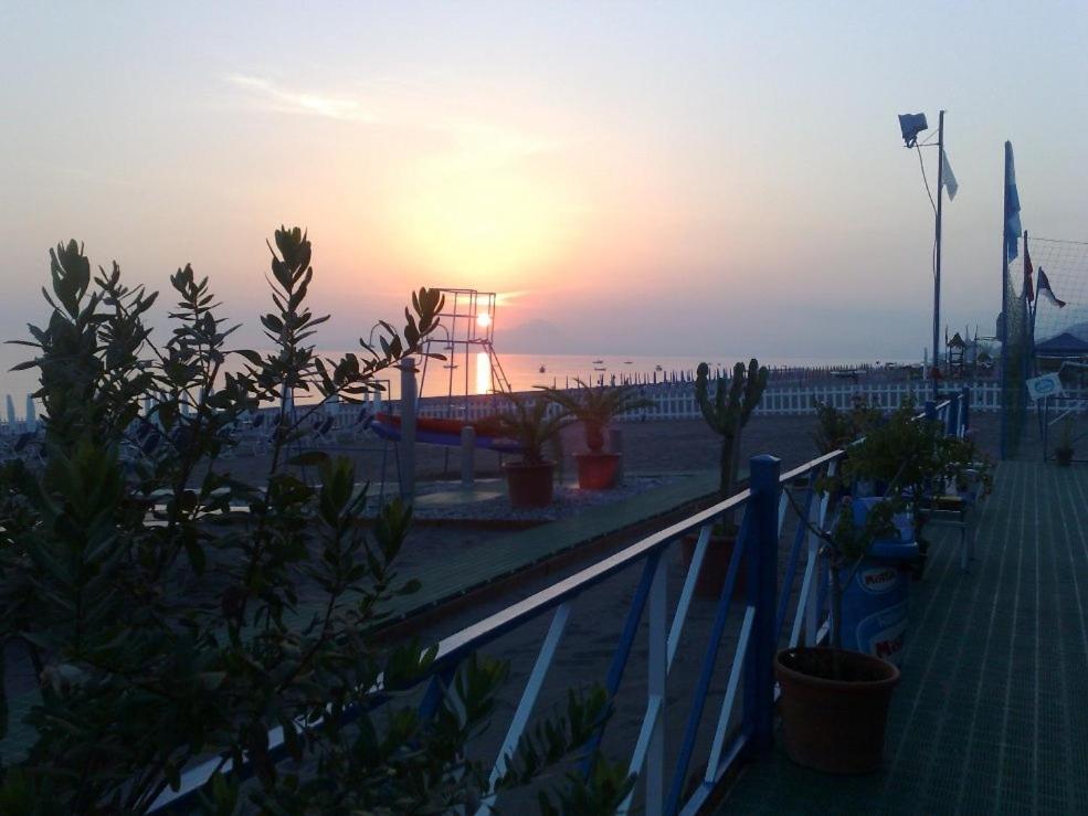 Sporting Club Resort Praia a Mare Esterno foto