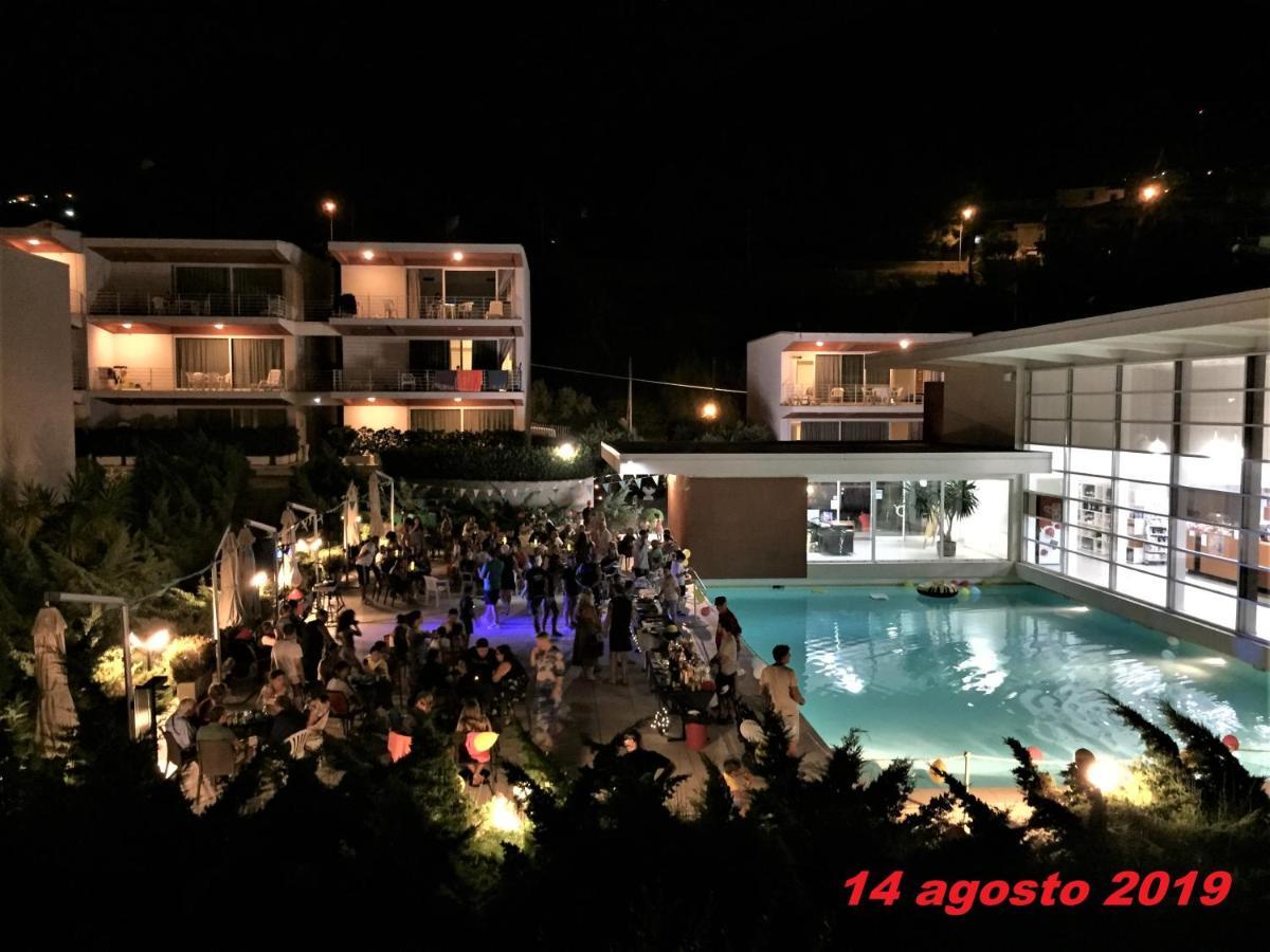 Sporting Club Resort Praia a Mare Esterno foto